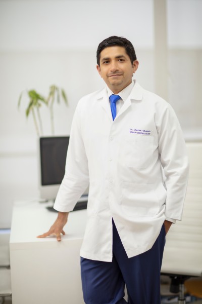 Dr. Xavier Obando Cirujano General Quito Coloproctologos Quito2